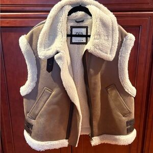 Zara Fleece Lined Vest